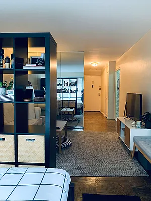 Rented by Maxwell Jacobs | media 1