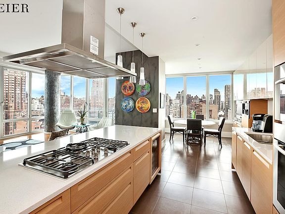 3rd image of 255 E 74th St APT 18C