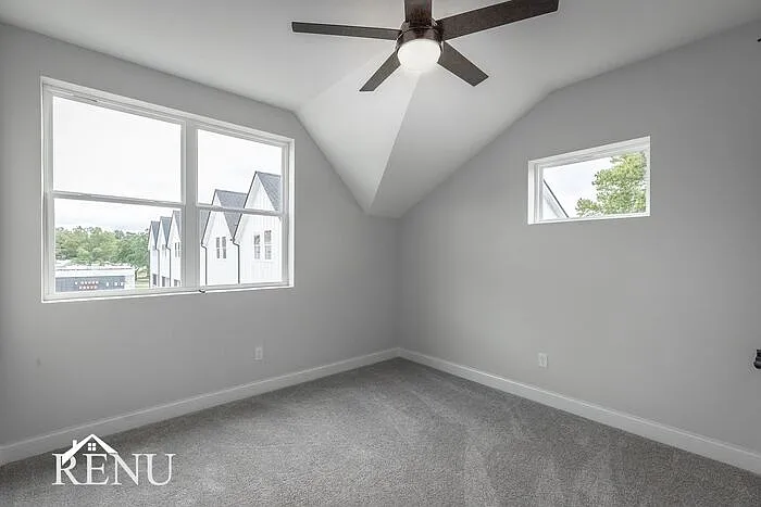 5688 Sofias Cir — Photo 14