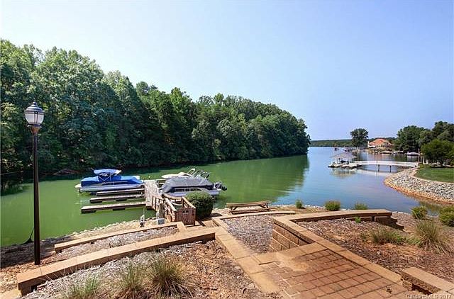 1st image of 7689 Sail Pointe Dr #34