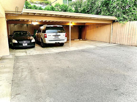 3rd image of 11159 Morrison St APT 6