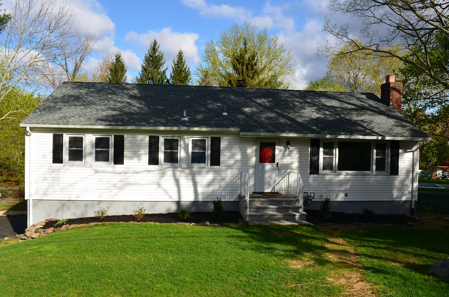18 Sweetman Ln photo 1