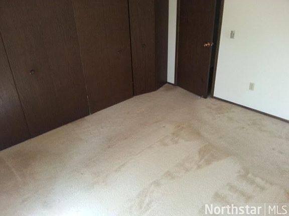 5th image of 5140 W 102nd St APT 213