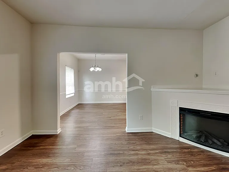 4032 Haworth Pkwy — Photo 7