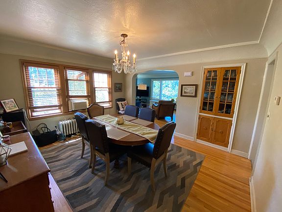 4th image of 3553 Irving Ave S #1