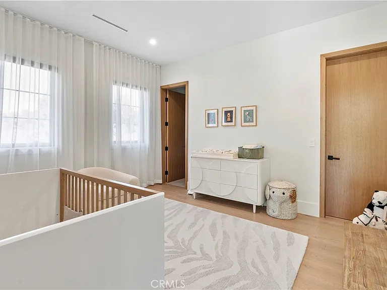 5050 Arundel Dr — Photo 50