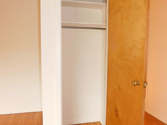 4th image of 2306 1/2 Central St #3S
