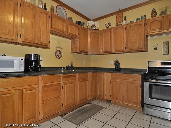 2nd image of 34 Belmont Ave
