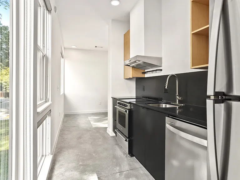 South Yard Lofts — Photo 14