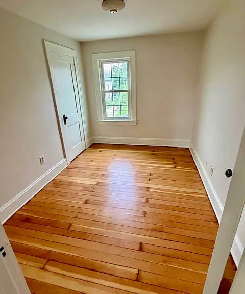 237 W Friendship St — Photo 13
