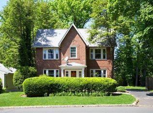 273 Hickory Ave, Tenafly, NJ 07670