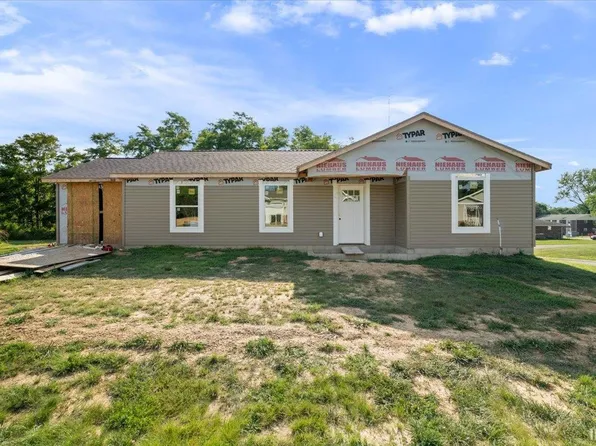 1109 Chariton Dr, Boonville, IN 47601