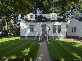 19492 Biltmore St, Detroit, MI 48235
