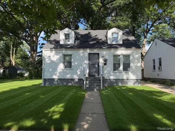 19492 Biltmore St, Detroit, MI 48235