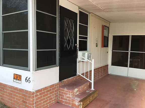 front entrance into sunroom