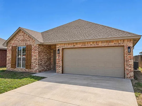 4014 SW Mesquite Dr, Lawton, OK 73505