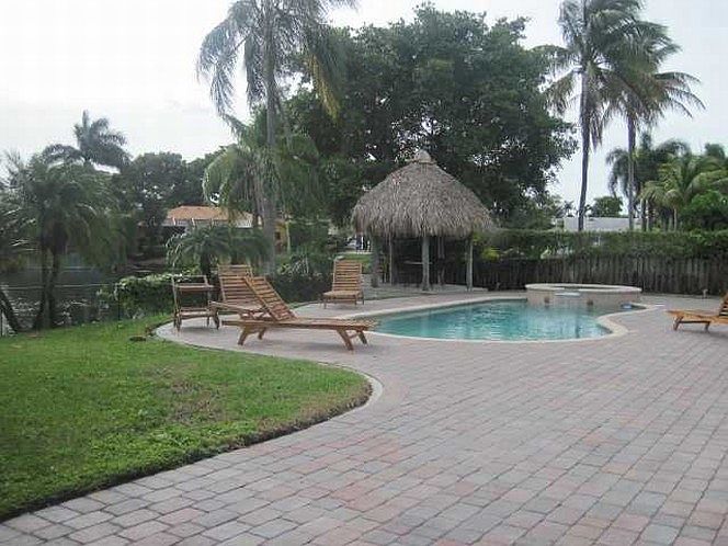 1st image of 21391 Highland Lakes Blvd