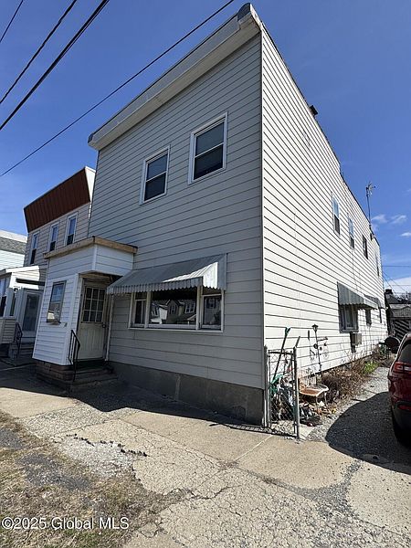3rd image of 16-18 Paine Street