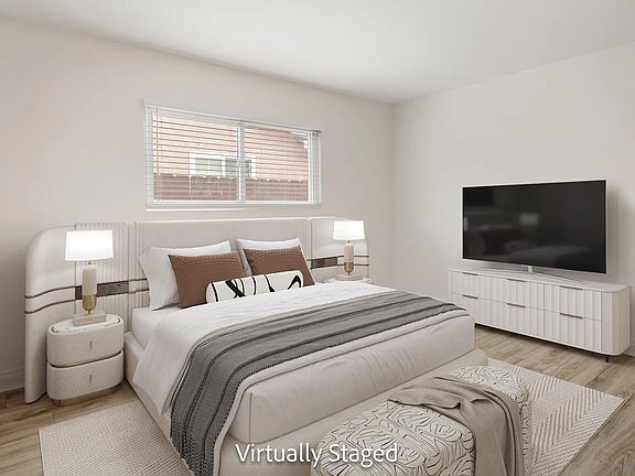 5th image of 10467 Glenellen Ave