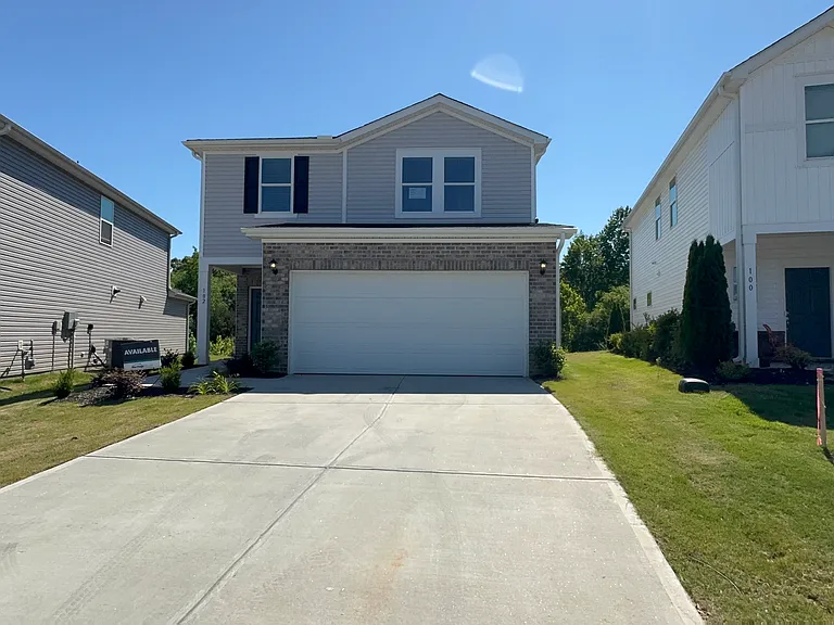 143 Longleaf Ln — Photo 1