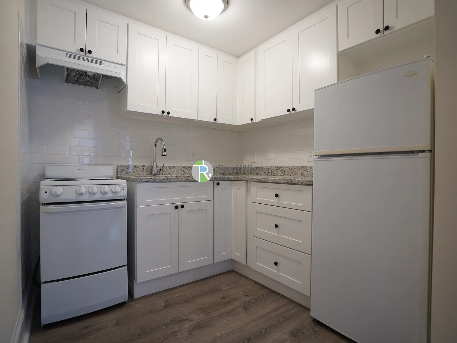 1 bed, 1.0 bath, $2,500 — Photo 4
