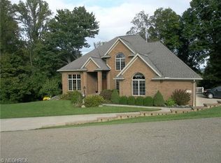 2556 Nicholas Ln, Dresden, OH 43821