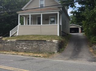 1009 2nd Ave, Troy, NY 12182