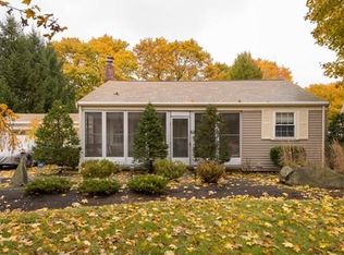 390 Plymouth St, Abington, MA 02351