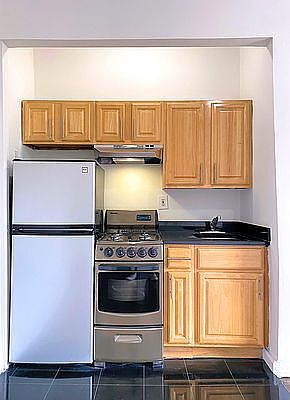 2nd image of 303 W 11th St APT 2B