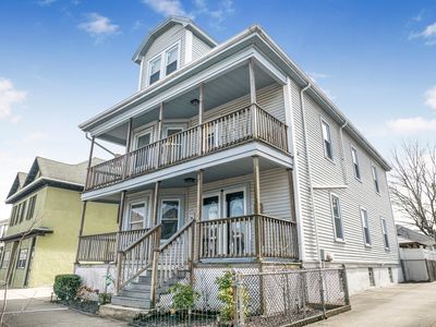 320 Wood St, New Bedford, MA, 02745