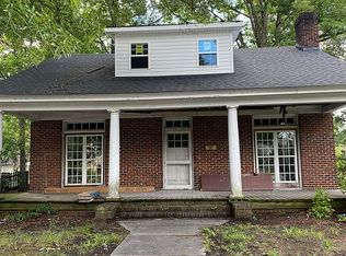 911 Lee St N, Wilson, NC 27893