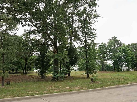 3rd image of 3824 Hogan Dr