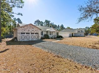 1070 Grant Circle, Southport, NC 28461