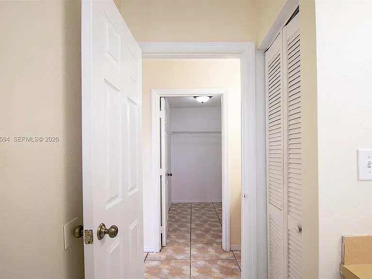455 NW 14th St — Photo 26