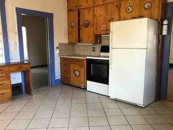 4th image of 439 S 6th St