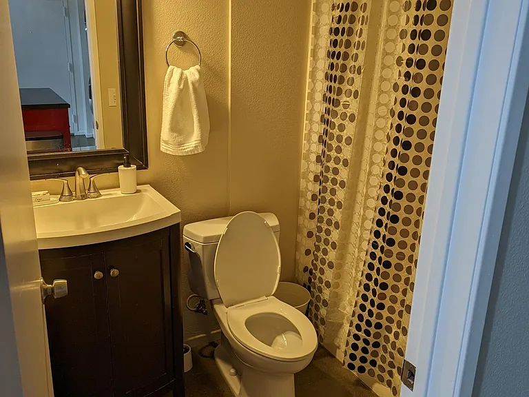 721 9th Ave #20 — Photo 7