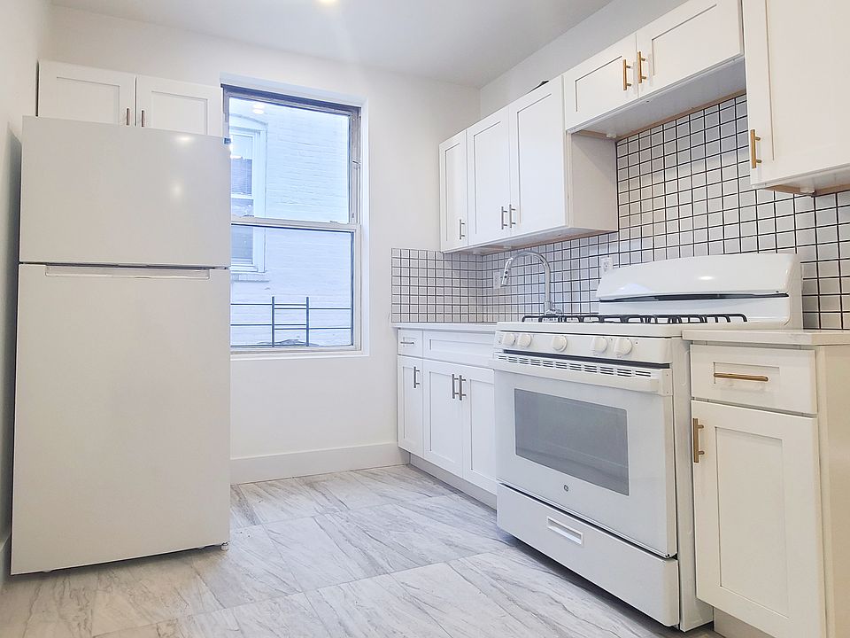 1st image of 654 E 229th St #1L
