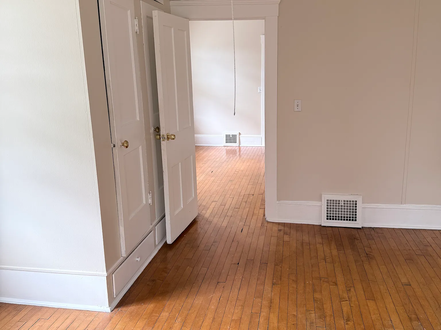 1 bed, 867 sqft, $800 — Photo 3