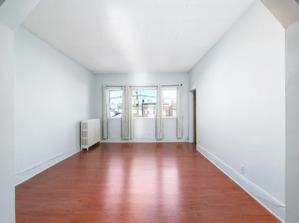 159 North Street image 2 of 17