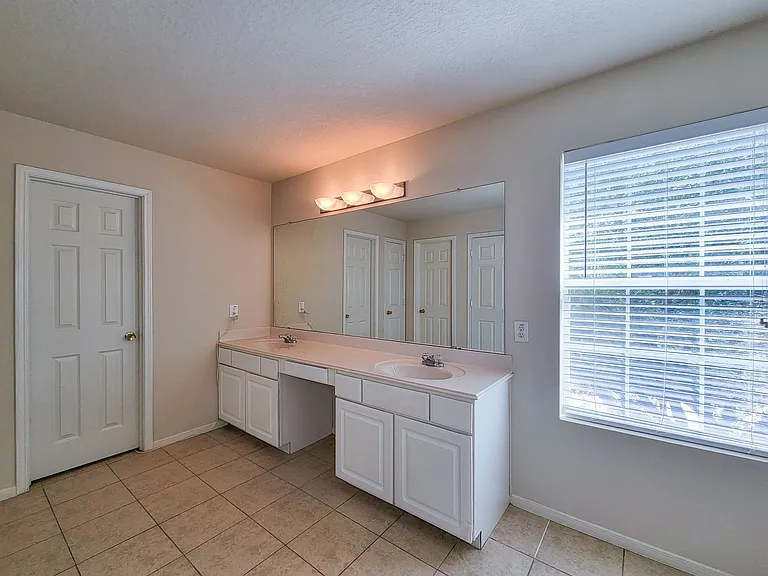 19330 Harvest Stream Way — Photo 38
