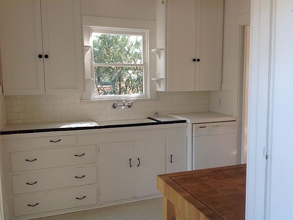 5th image of 2313 F St APT A