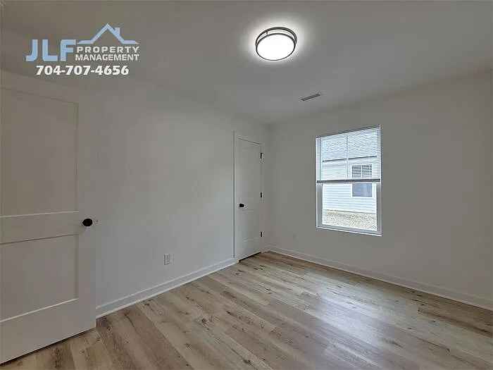 163 Hillcrest Rd — Photo 9