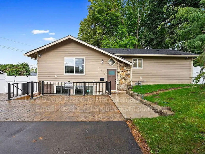 4 bed, 3.0 bath, 1752 sqft, $3,795 — Photo 1