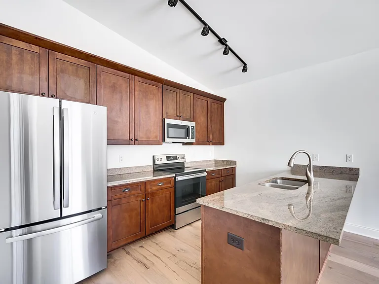 3128 Belwood St #201 — Photo 15