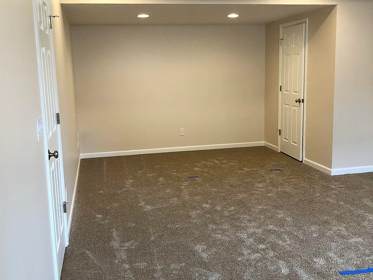 40 Summers Ridge Rd — Photo 13