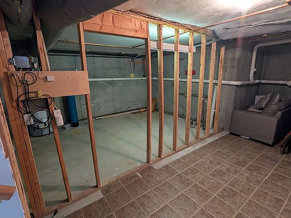 5th image of 67 N Quinsigamond Ave Unit 12