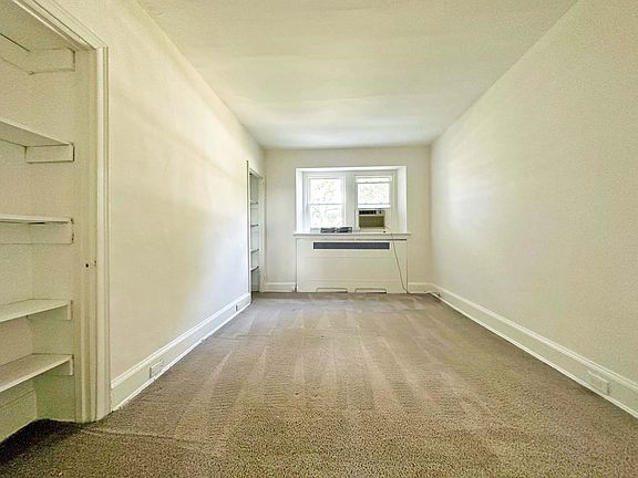 4th image of 502 Manor House Ln #C6