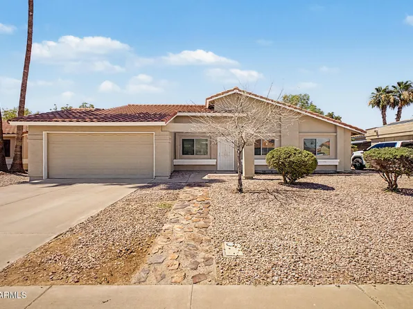 2224 W Manor Street, Chandler, AZ 85224