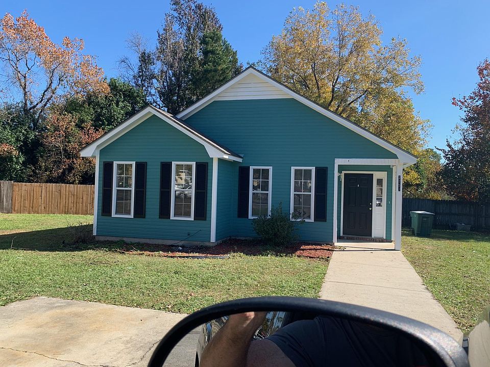 1st image of 2757 Tyndall Dr