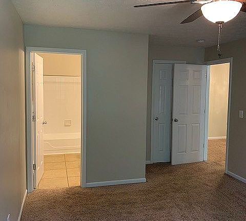 5th image of 401 Poinsetta Ct APT 8
